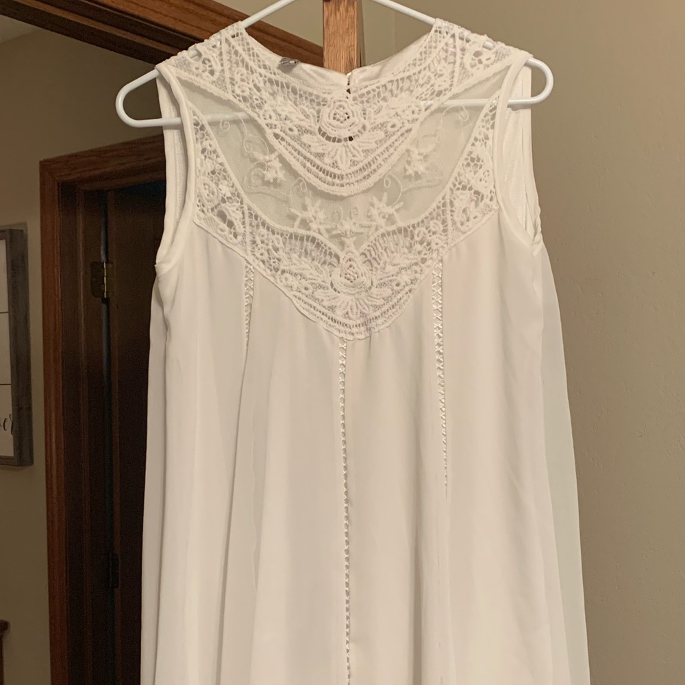 Flowy Off White Dress Size Medium